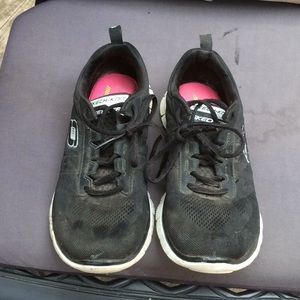 Skechers Sketch Knit Tennis Black US 7 (Fit US6)